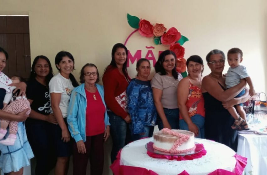  Associação do sítio Capim Açu celebrou o Dia das Mães.
