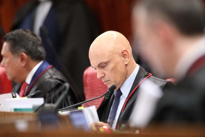  Alexandre de Moraes é o ministro do STF com mais pedidos de impeachment.