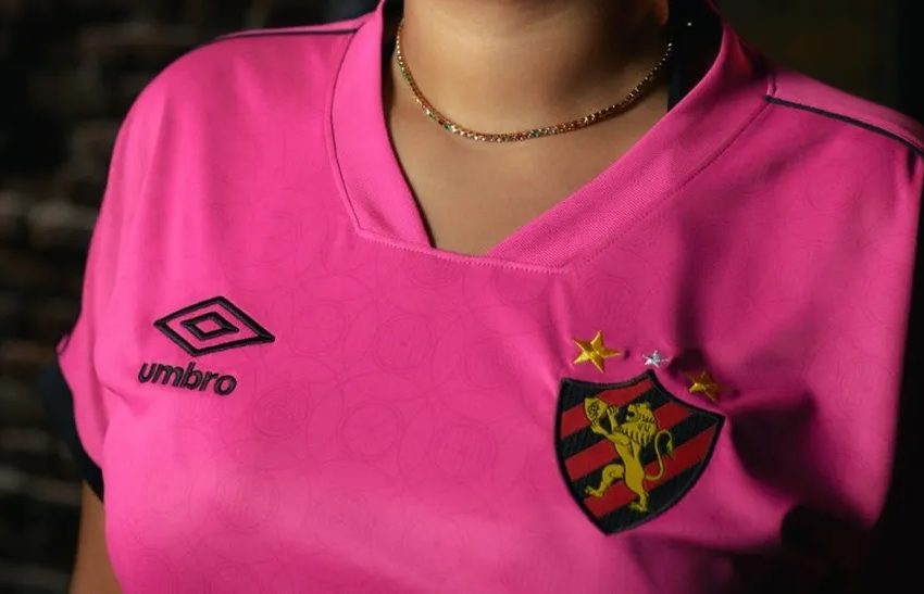  Sport lança nova camisa em alusão à campanha do Outubro Rosa.