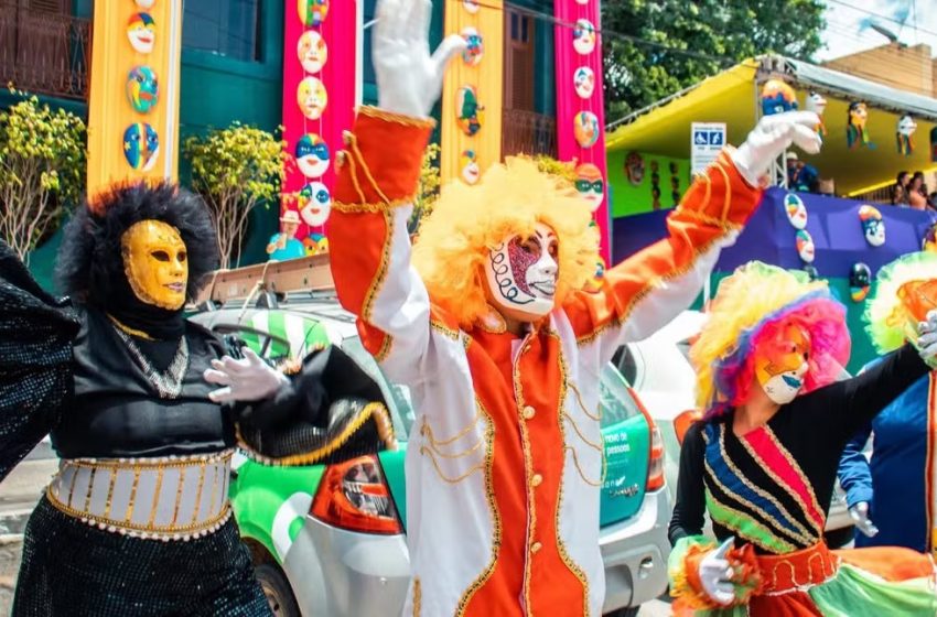  Bezerros divulga programação do Carnaval de 2024.