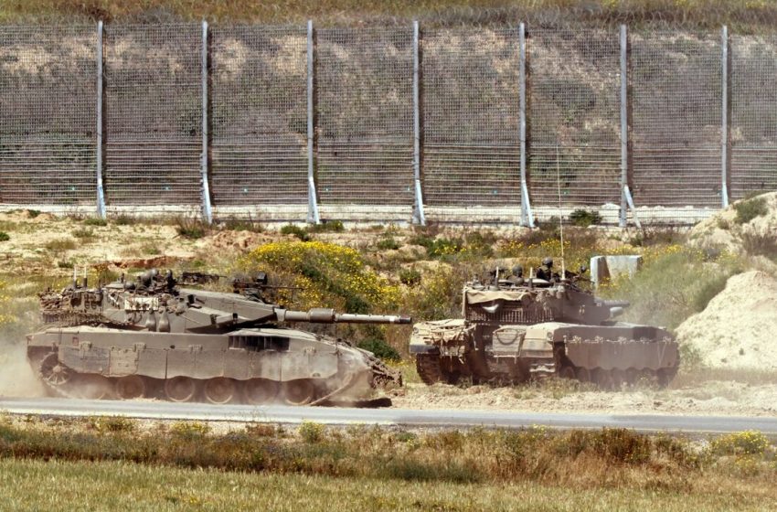  Exército israelense retira suas tropas do sul da Faixa de Gaza.